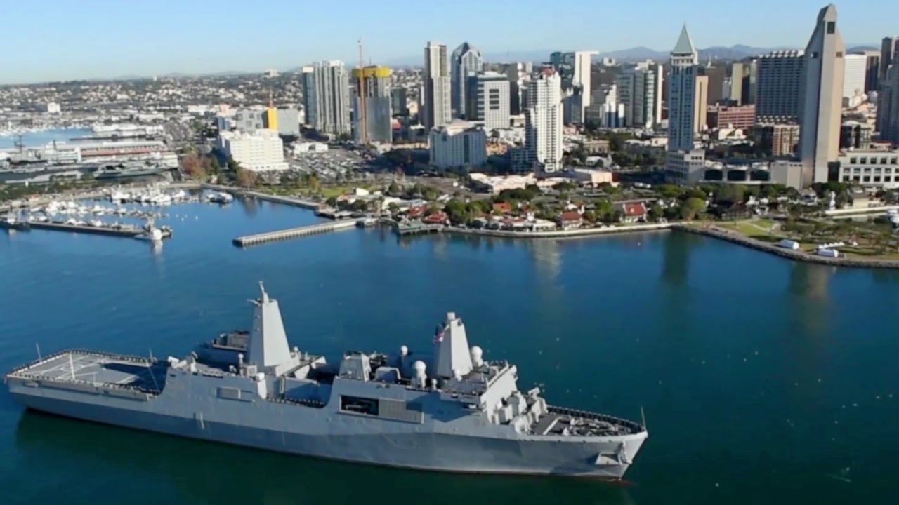 Navy&rsquo;s Newest High-tech Amphibious Ship USS Murtha Arrives at Naval Base San Diego