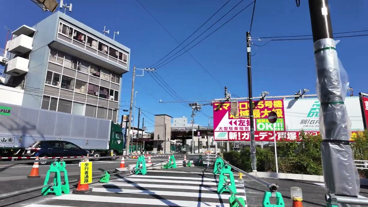 【戸塚】左折レーン開通直前。国道1号線不動坂交差点の工事状況。2024年12月、横浜市戸塚区柏尾町。
