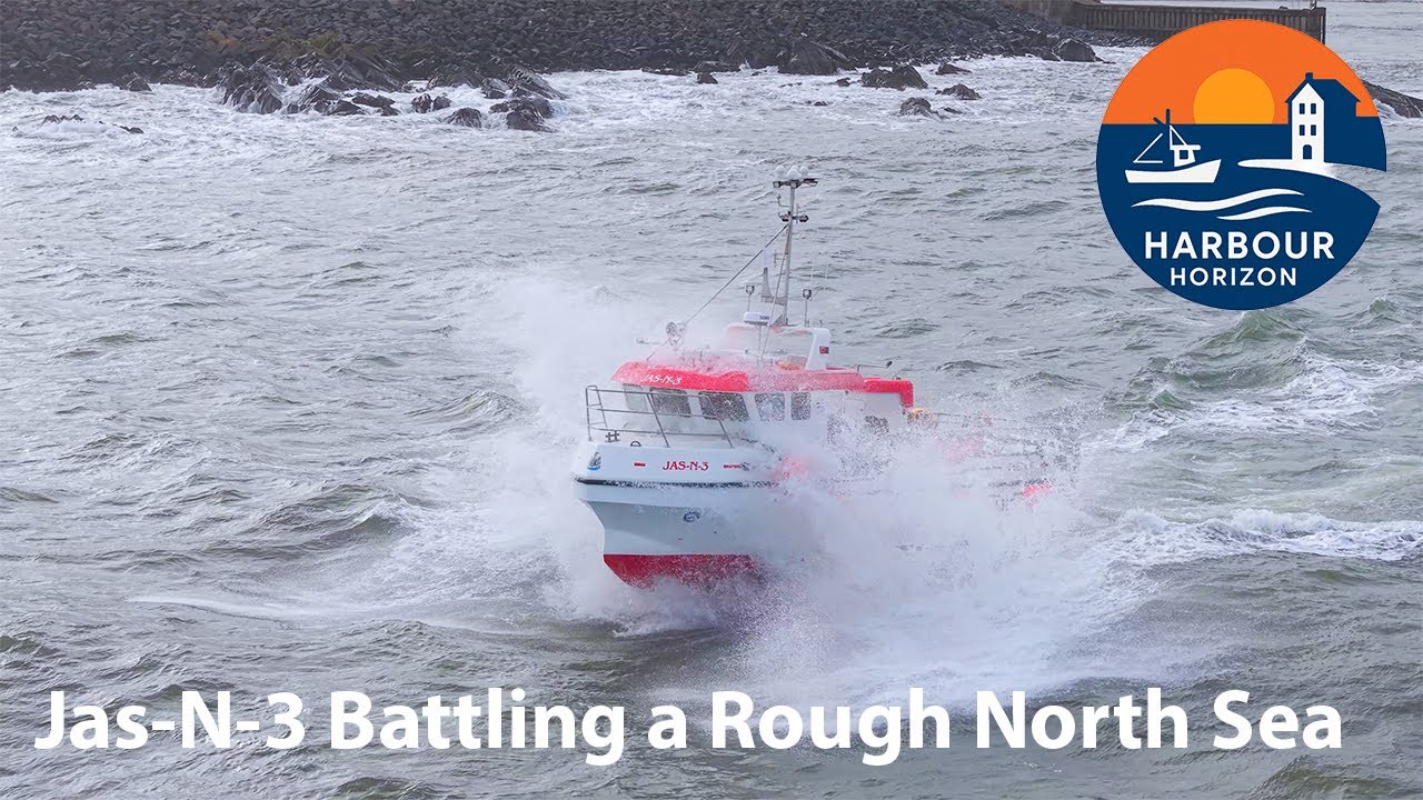 Jas-N-3 Battling a Rough North Sea | Eyemouth to Burnmouth | Cleopatra Creel Boat