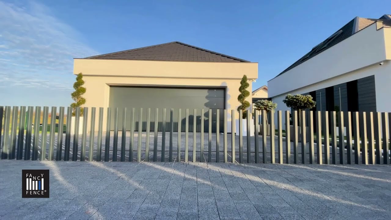 FANCY FENCE  12 Meters in One Section – Our Calm Approach to Big Challenges