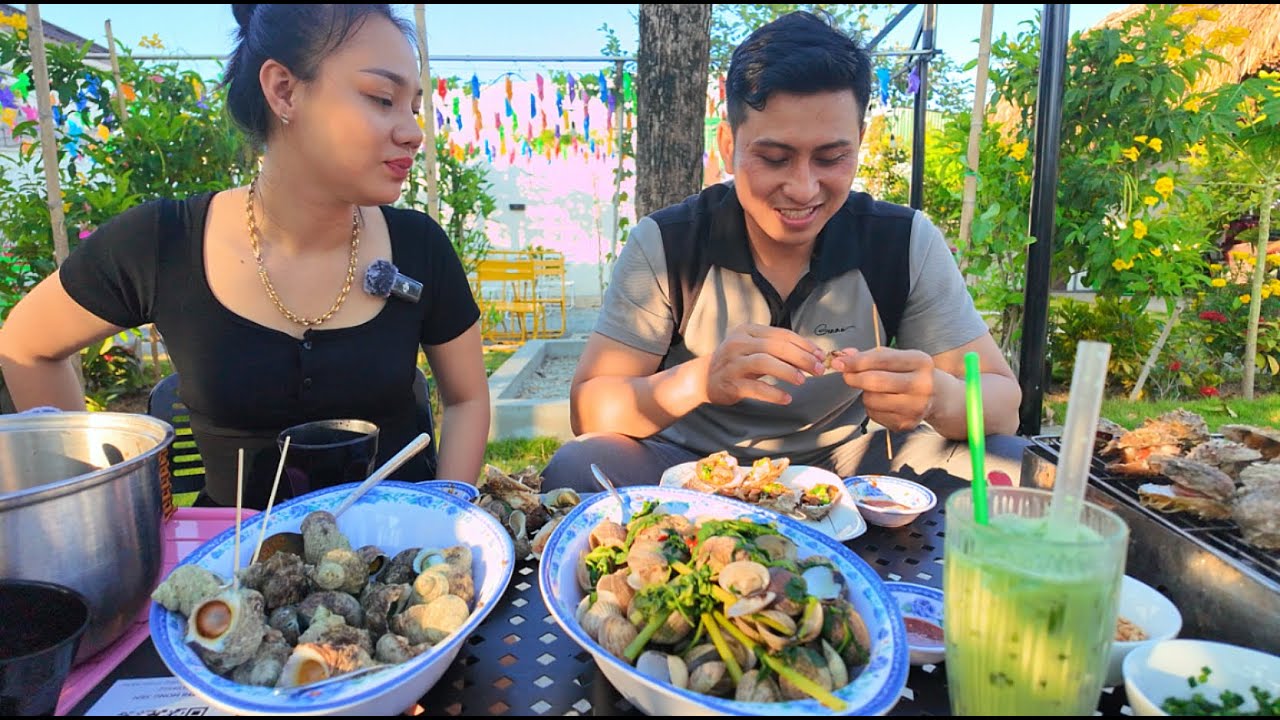 Cùng Em Nguyên Đi Gặt Lúa Nhà Minh Và Đi Biển Ăn Ốc