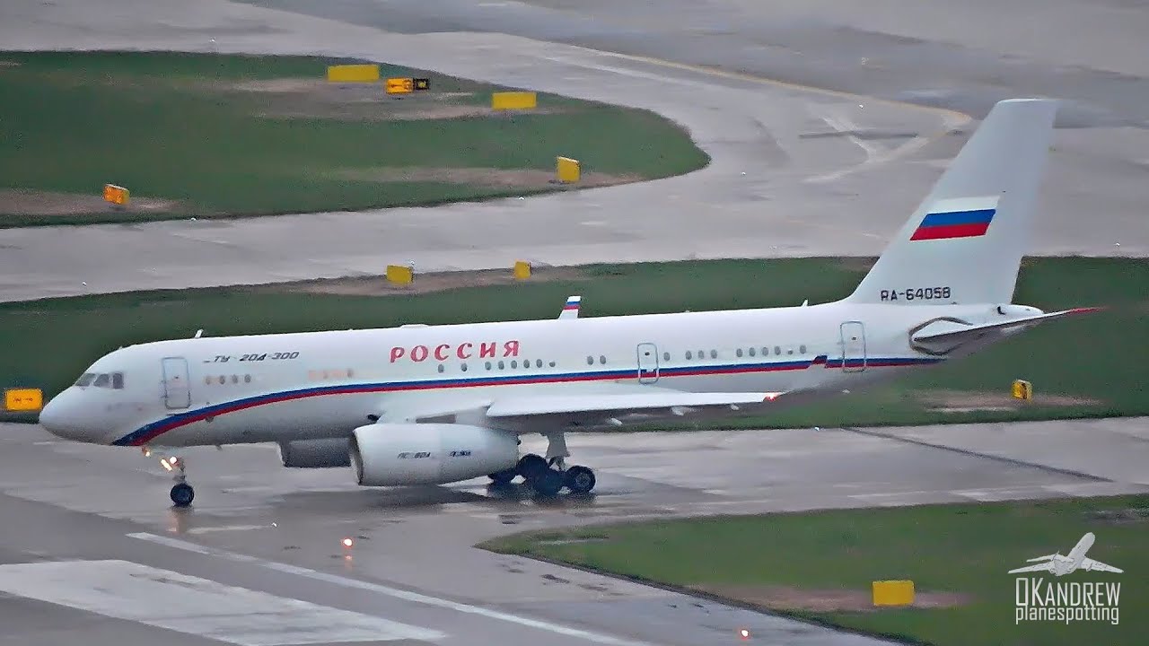 Ту-204-300 Короткий самолет. Зато взлетает за 20 секунд.