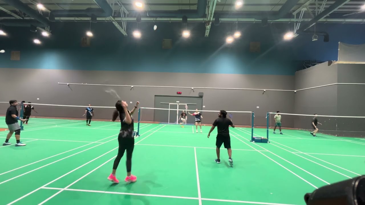 Guy seems to be trying hard to find game to place shot in the gap #badminton 