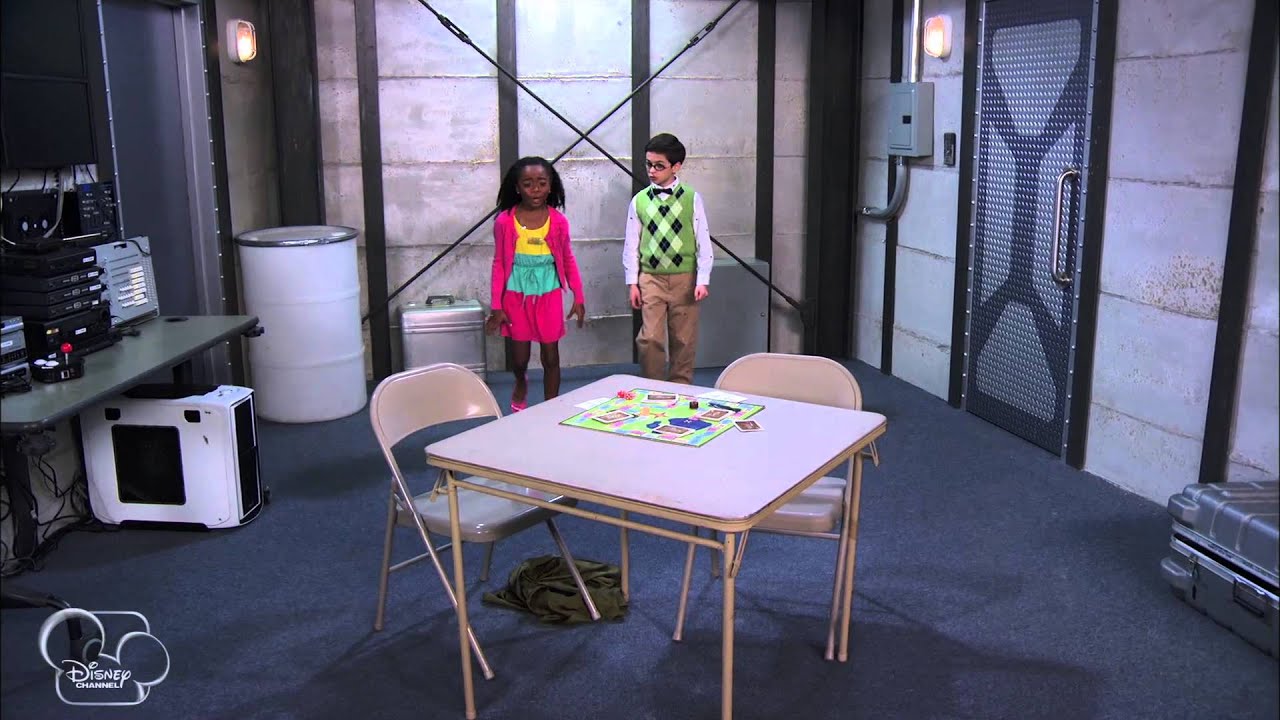Jessie | Panic Attack Room 😱 | Disney Channel UK