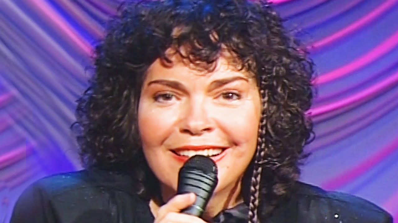 Luisa Maria Guell – Caliente  – A Oscuras Pero Encendidos