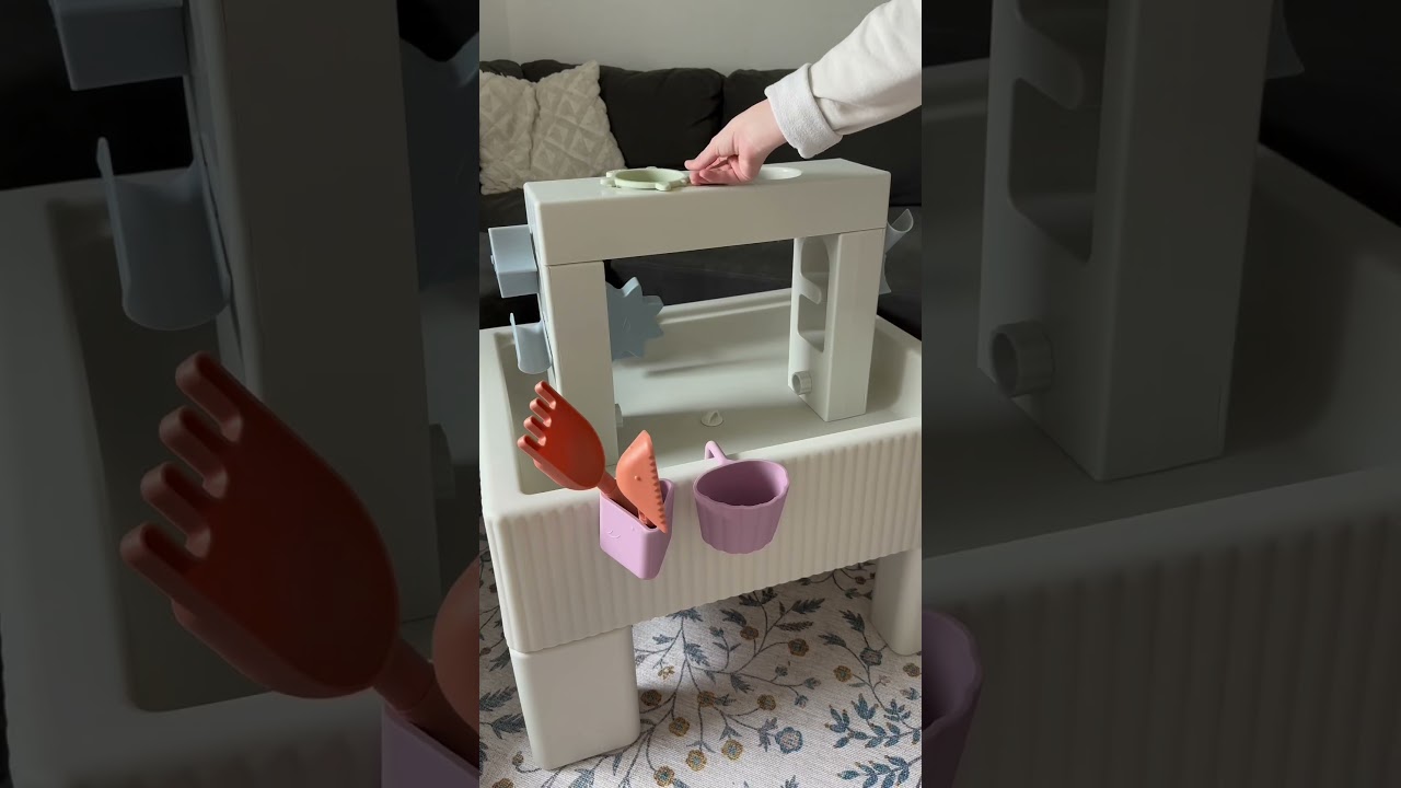 The cutest water table from playsmol! And code SAMDELAAR gets 10% off 🫶🏻 #watertable #neutralmom
