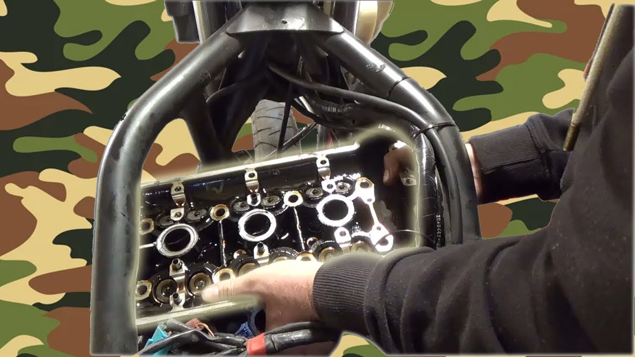 Triumph Tiger 955i. Cylinder head gasket replacement ,Part 1.