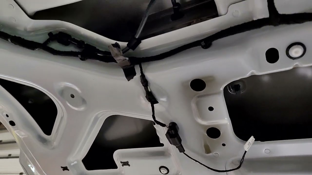 2024 Ford Expedition tailgate panel removal.