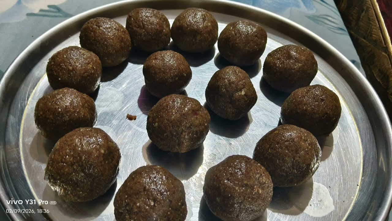 ఈ  లడ్డు తో మన శరీరానికి కావాల్సిన ఐరన్, క్యాలిషియం, ప్రోటీన్స్ పుషలంగా లభిస్తాయి //Helathy laddu