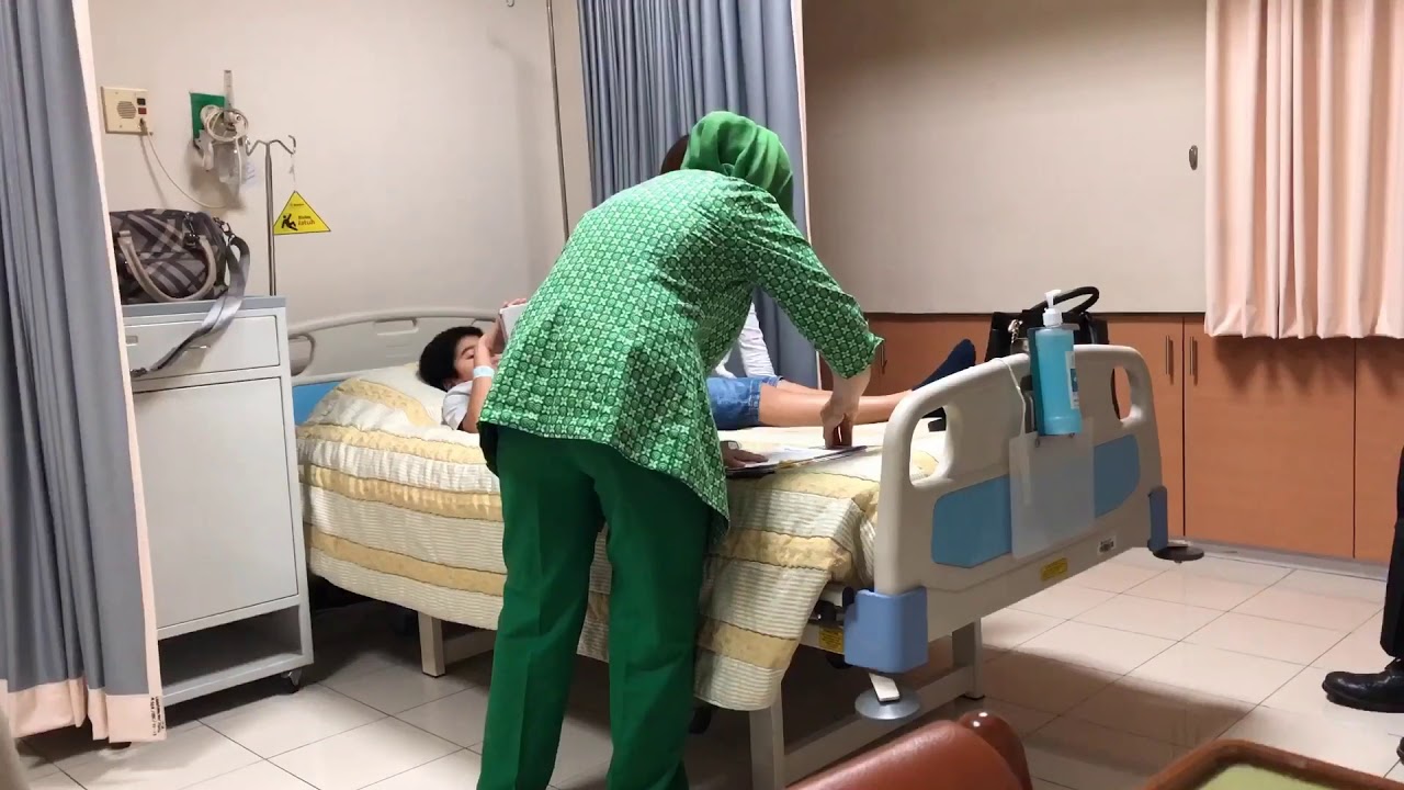MY 9 YEAR OLD BOY GET A CIRCUMCISED | KAKAK DANIEL SUNAT