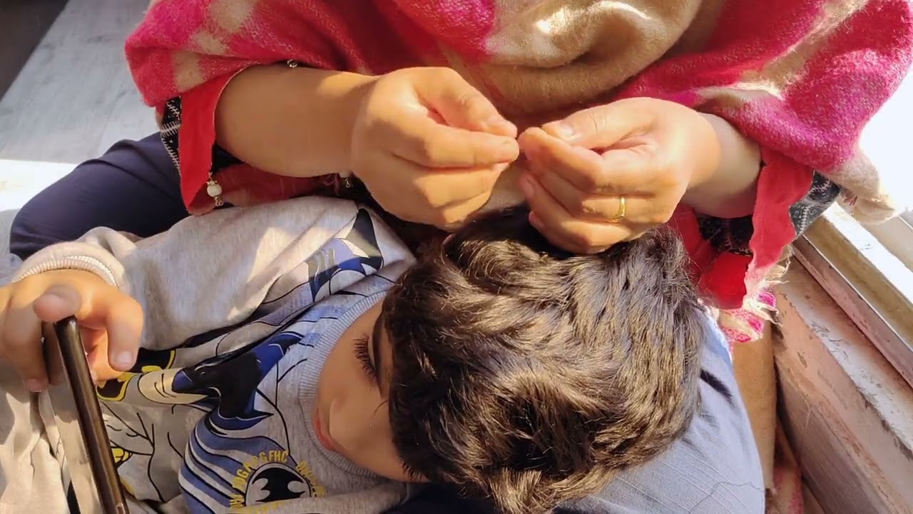 Omg 😳 My Kiddo's Nit Picking during Mobile using||ASMR PAKISTAN