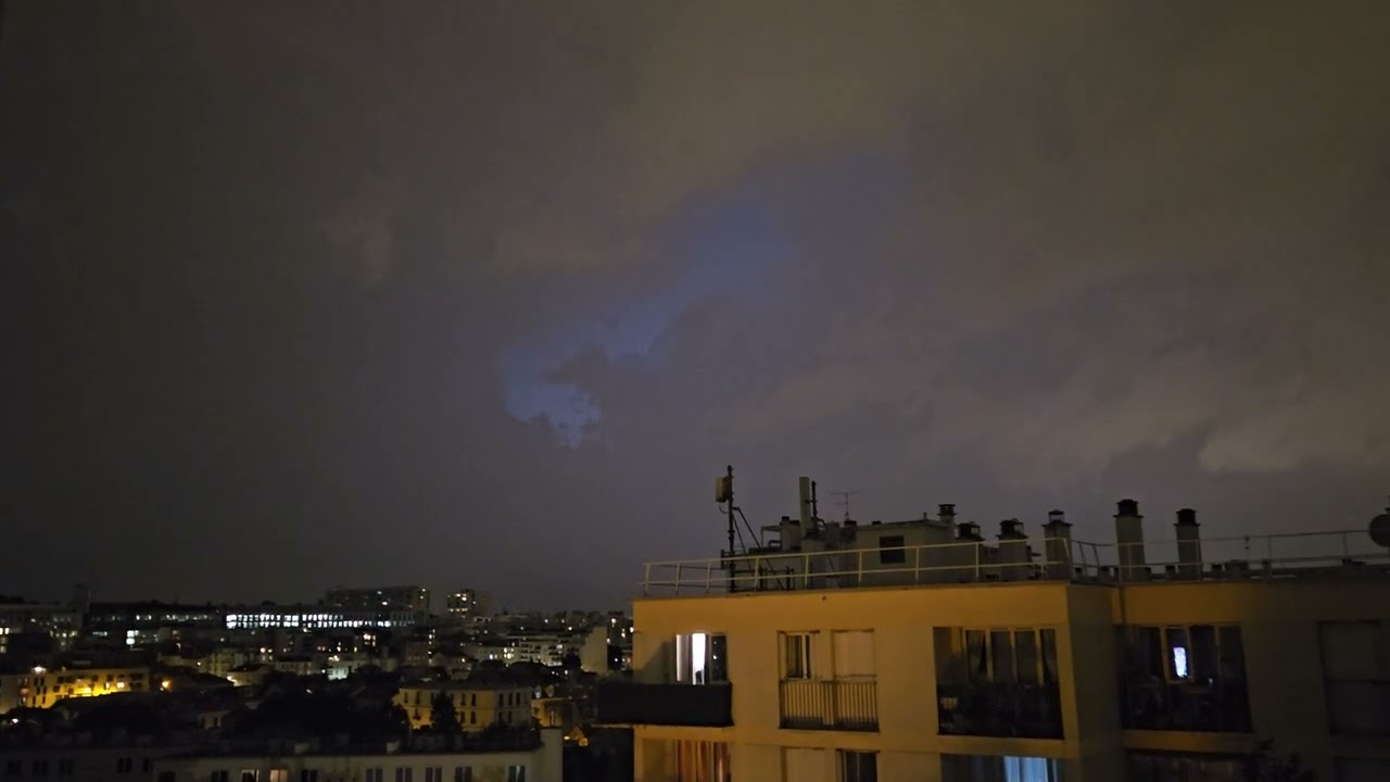 Lightning and thunder Paris 1st of August 2024