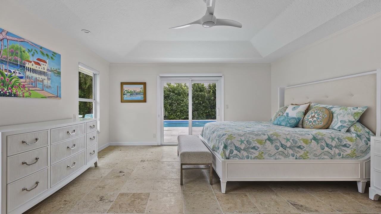 440 Apollo Dr, Juno Beach, FL