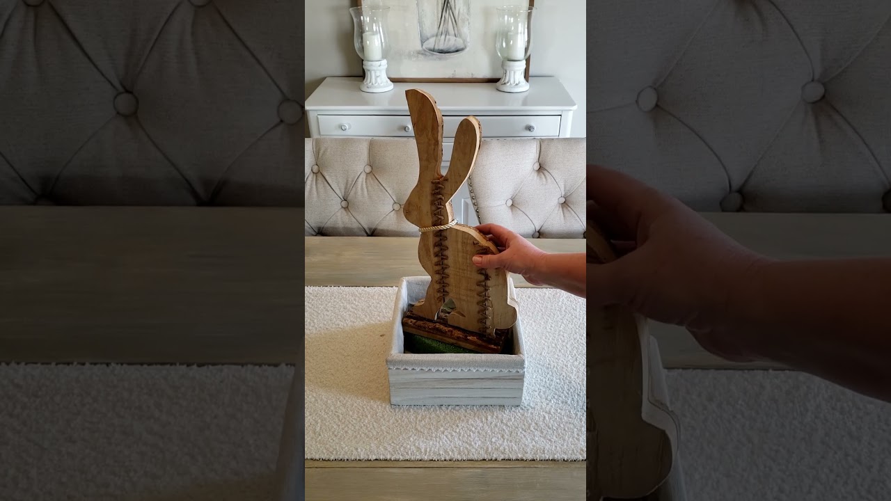 Farmhouse Easter Decor | Rustic Easter DIY | Easter Table Centerpieces | Easy Easter Arrangement