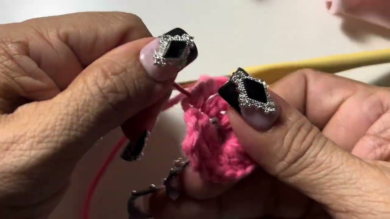 Cómo hacer un bookmark en crochet 🧶 fácil y sencillo.