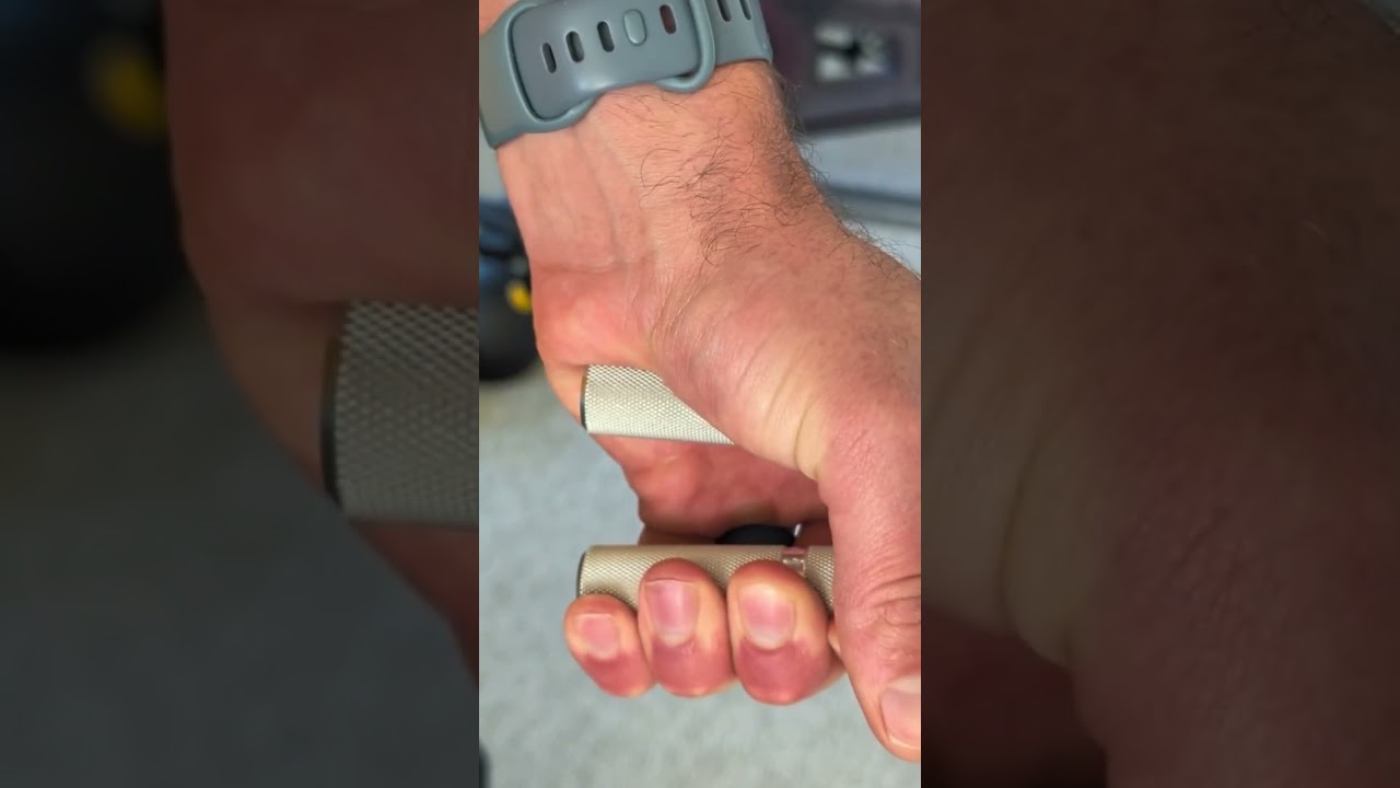 Crushing Grip and Pinch Grip: Forearm Training with Grippers & Dumbbells #gripstrength
