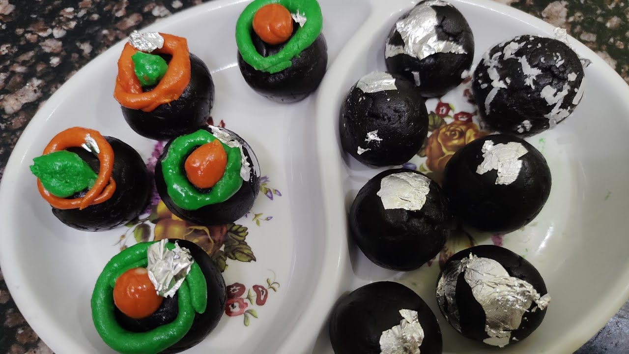 Chocolate laddu recipe 😋 biscuit se Bane chocolaty laddu#viral 
