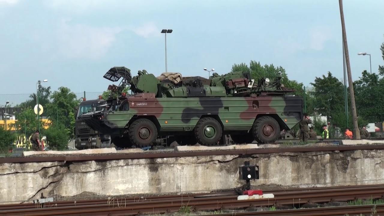 ST44-1213 z eszelonem relacji Kąkolewo - Wałcz