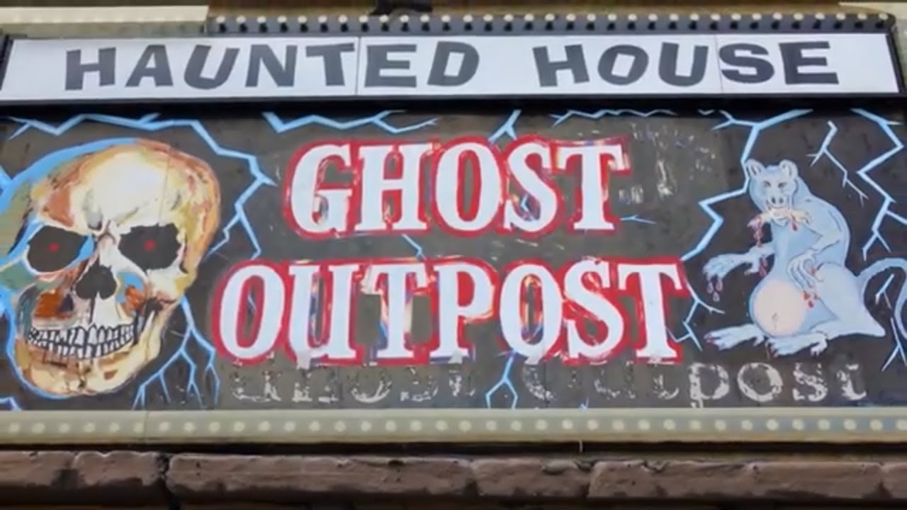 Ghost Outpost Haunted House Tour In Wisconsin Dells