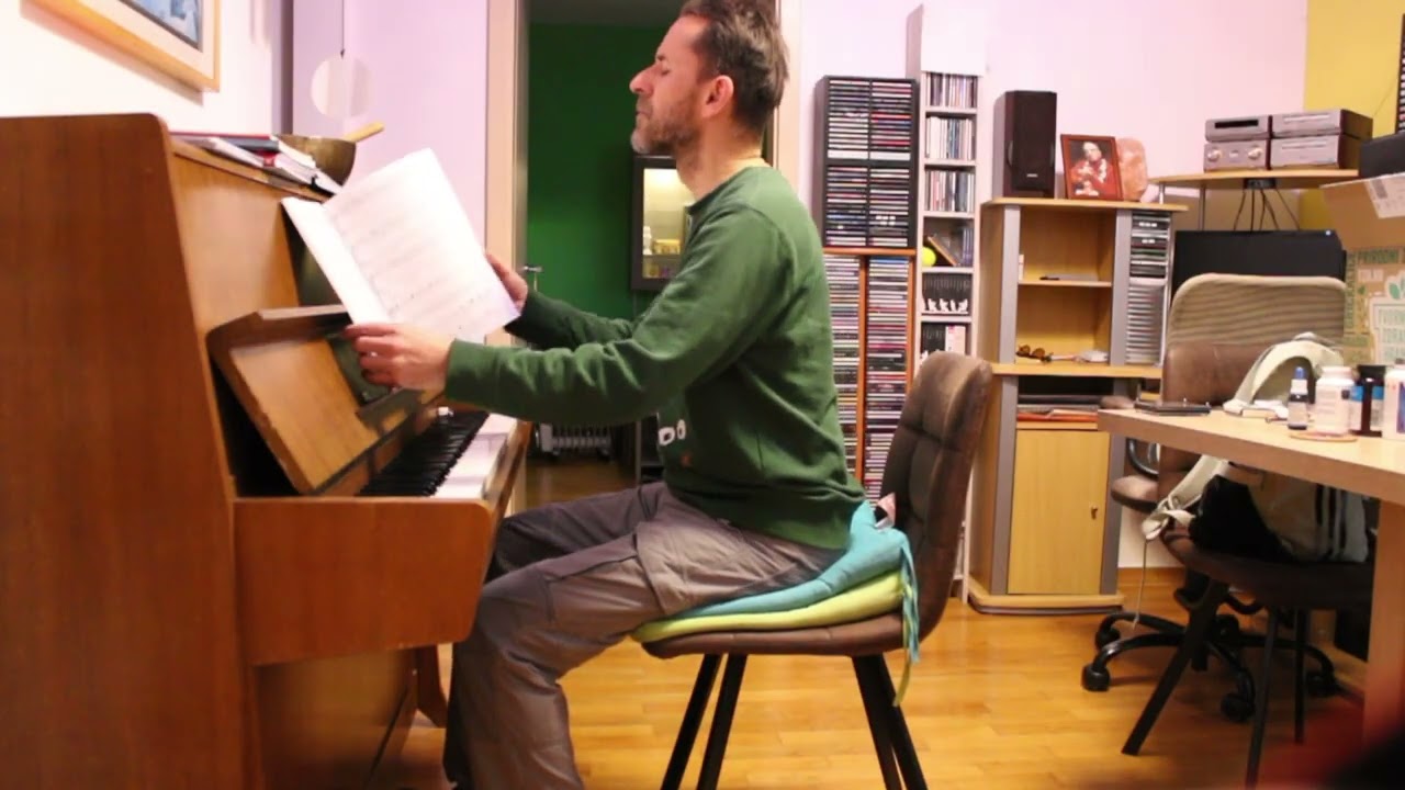 The Beatles: Michelle (piano cover)