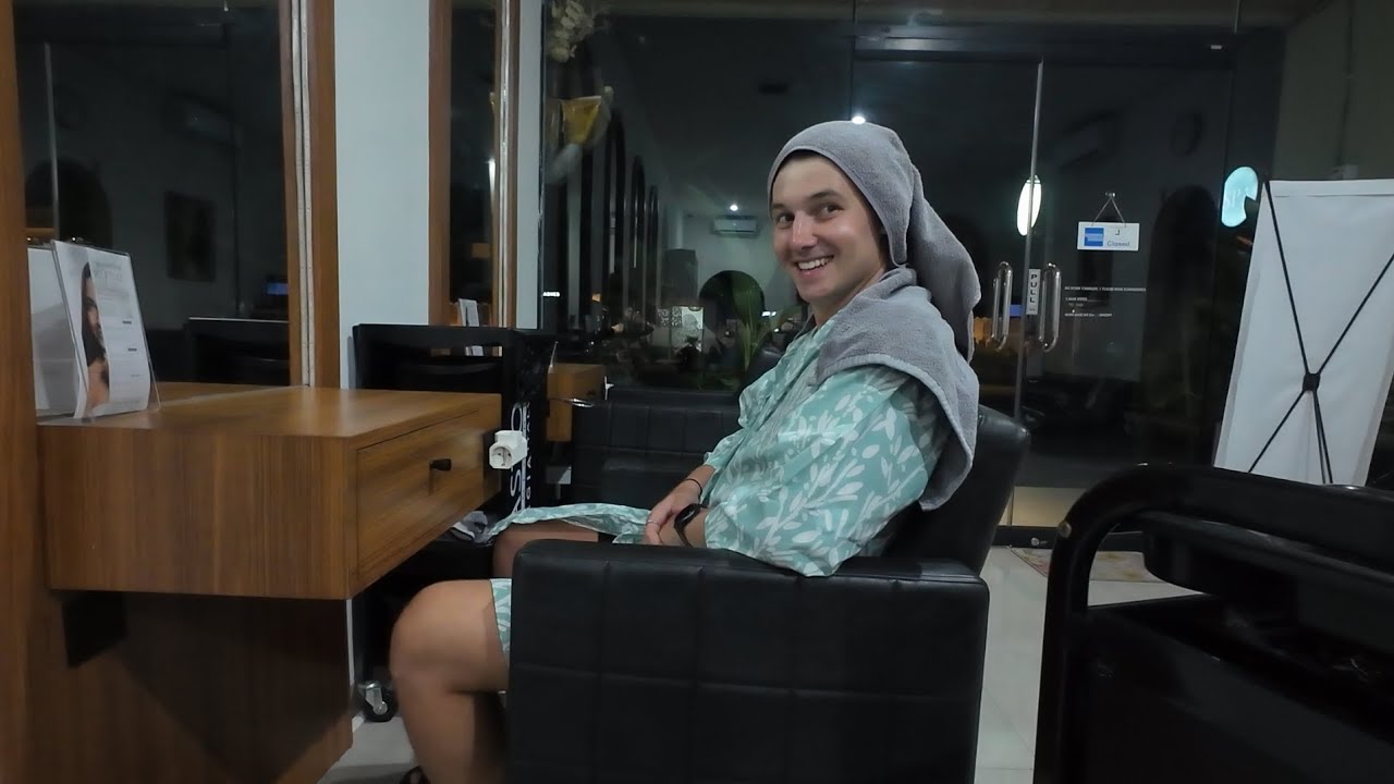 Day 57- Getting hair cut in Seminyak
