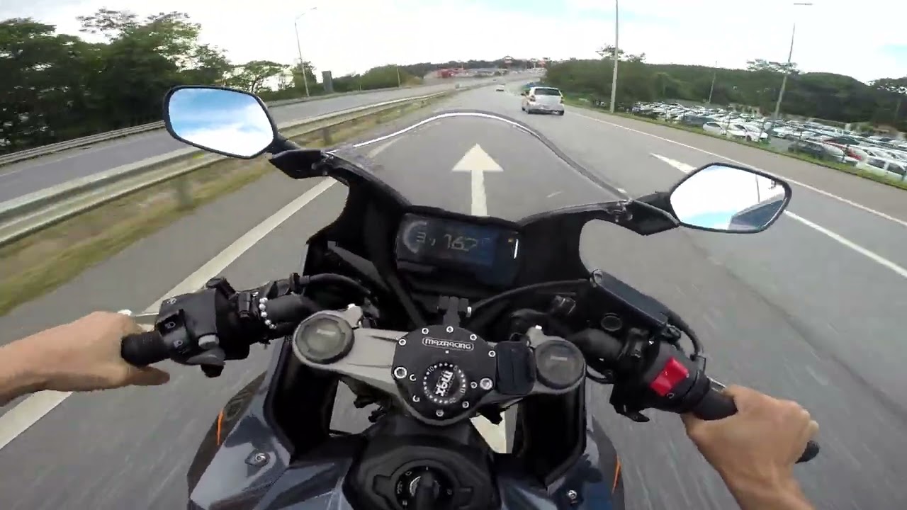 cbr 650r remapeada vs hornet branca