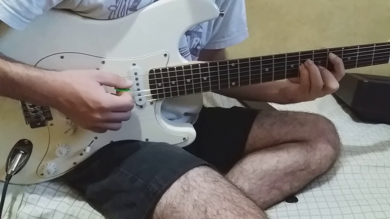 Guitarra Stratocaster Parquer con Amplificador Sx 10W.Prueba de Sonido.
