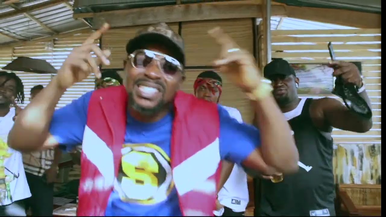 Ameyaw ft.Kofi Yacki, Dadesen, T-Bone, Papaa & DDT - Hands Up (Official Music Video)