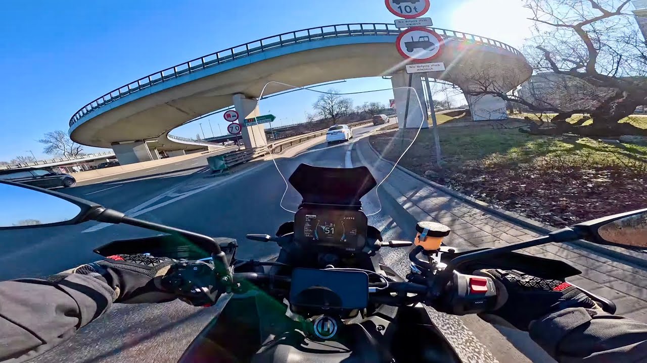4K. Unstoppable at Friday's Afternoon traffic. YAMAHA Tracer 9 GT. POV. Raw Sound. City Ride. Warsaw