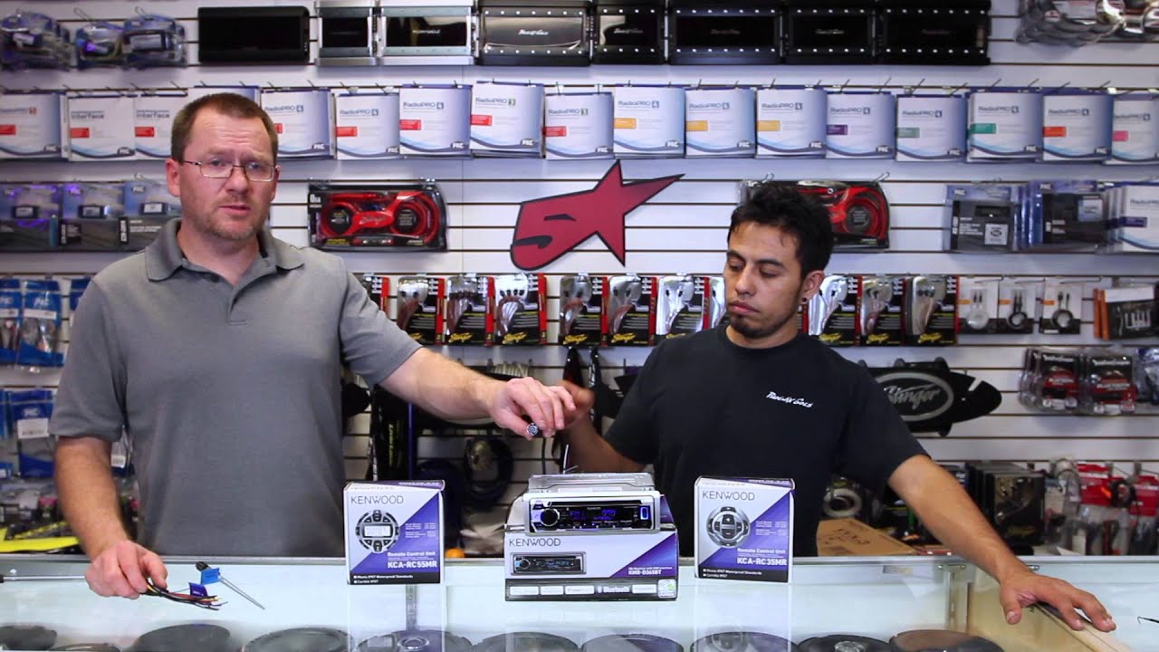 The Kenwood KMR D365BT marine radio unboxing