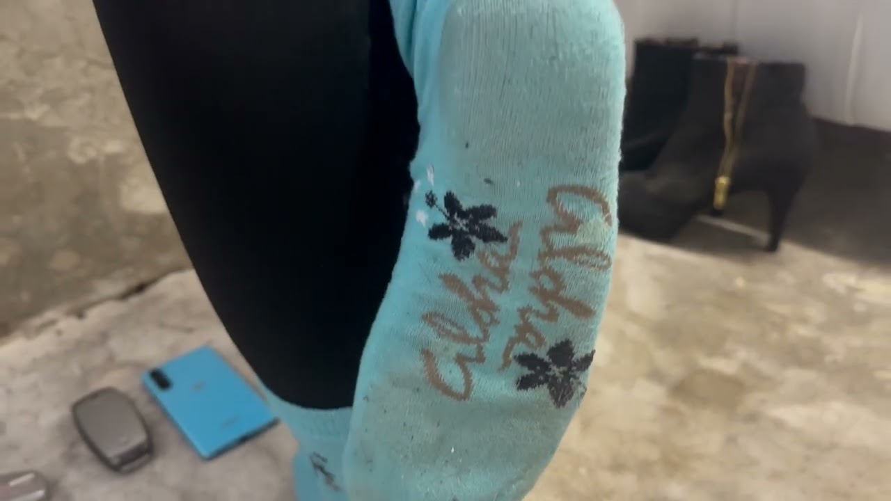 Sock Crush to Sneaker Smash &ndash; Phone Destroyed Against the Wall 