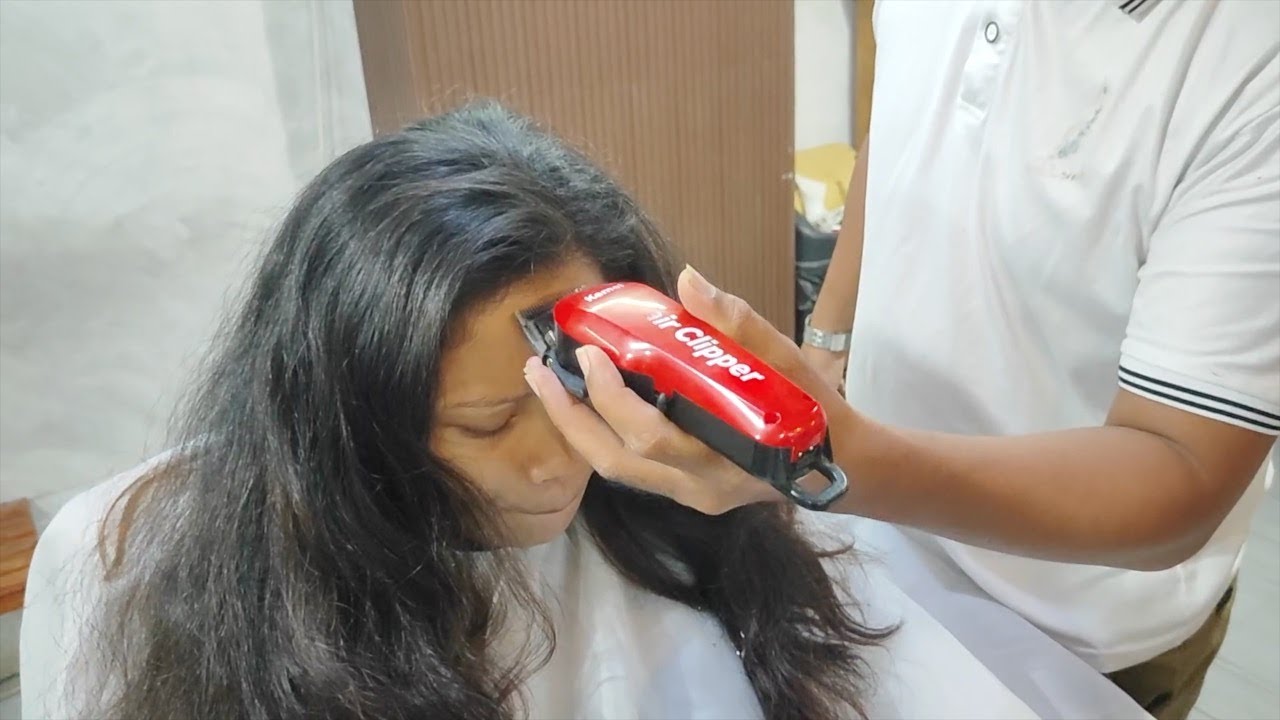 Women headshave at barbershop | Long to Headshave
