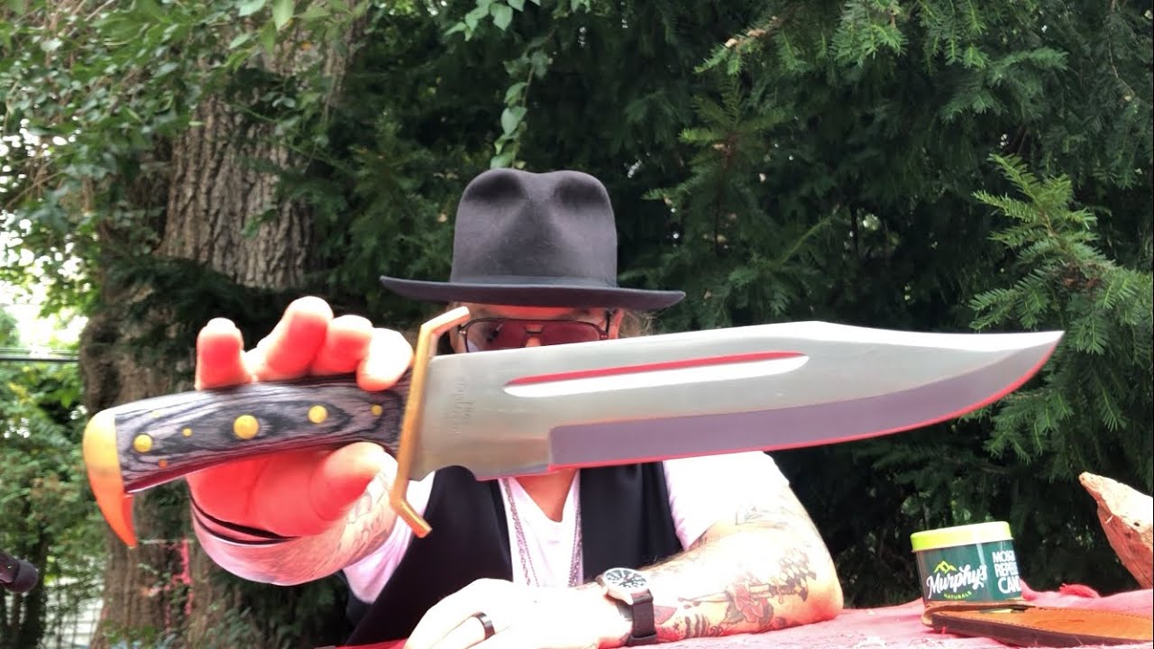 The BOWIE KNIFE EVERY KNIFE ENTHUSIAST SHOULD OWN !! Plus Special Announcements 