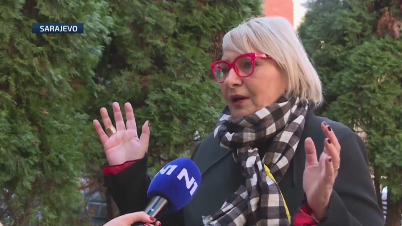 Nove kompromitirajuće prepiske Nermina Nikšića; Kurt: Prave nas budalama