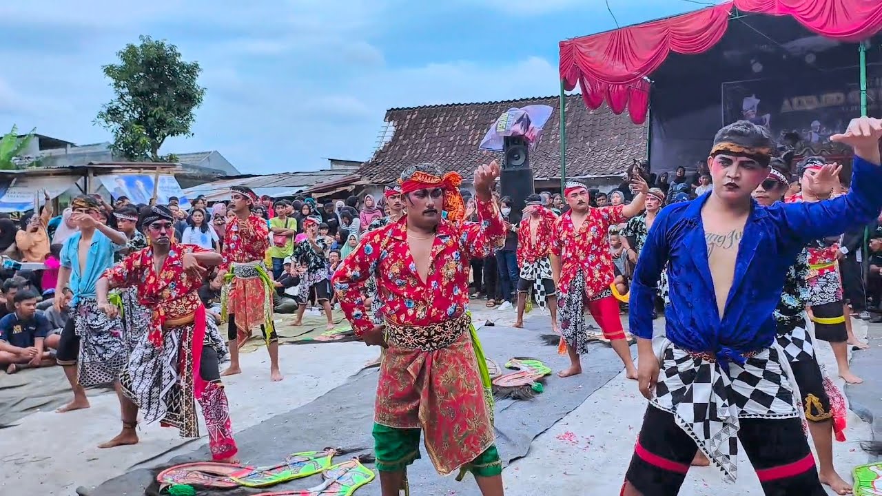 Reog STMB Gedanganak Ungaran &bull; Reog di Gedawang  Banyumanik