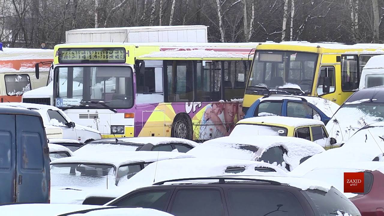 У Львові поліція почала затримувати і вилучати міські автобуси