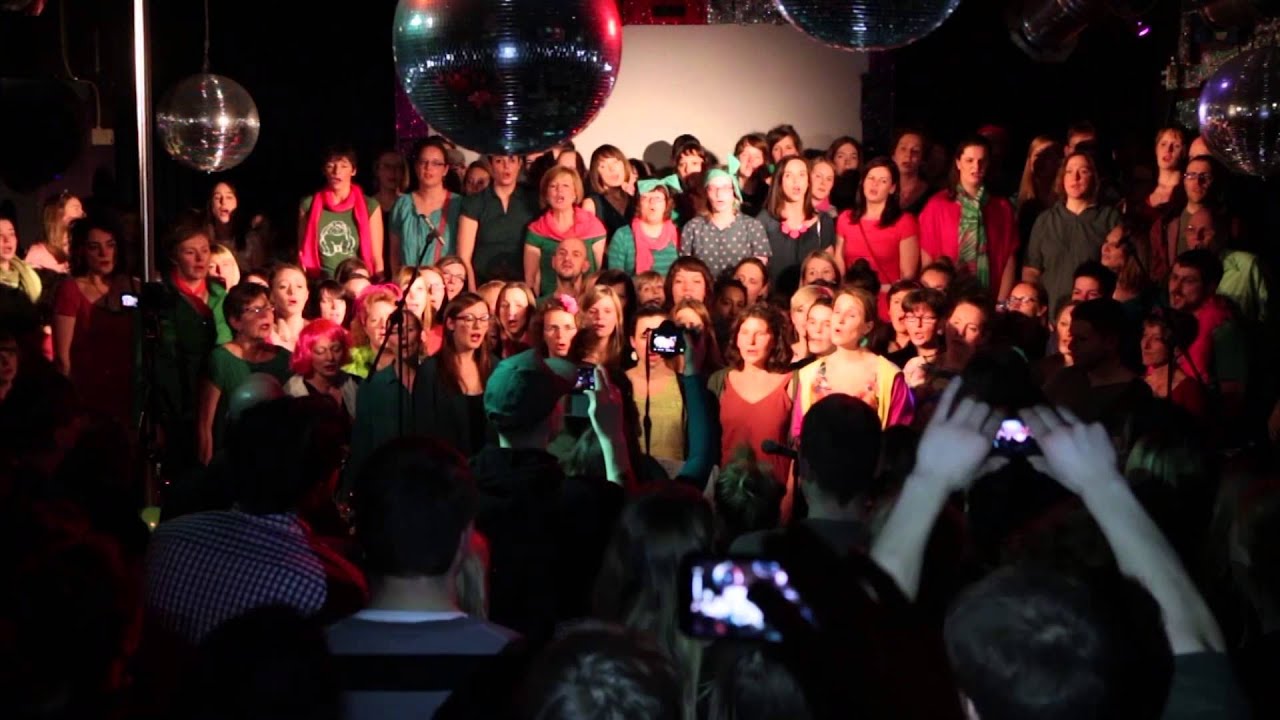 Berlin Pop Choir: Dirty old town