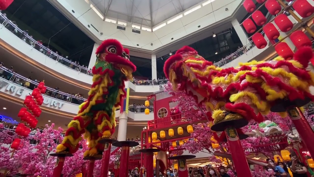 CNY 2022 - Acrobatic Lion Dance by Khuan Loke 群樂 @ Mid Valley Megamall