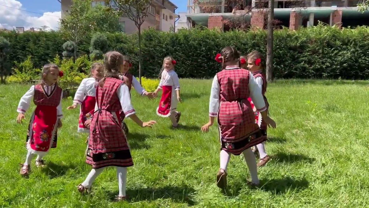 Малките танцьори на СУ 