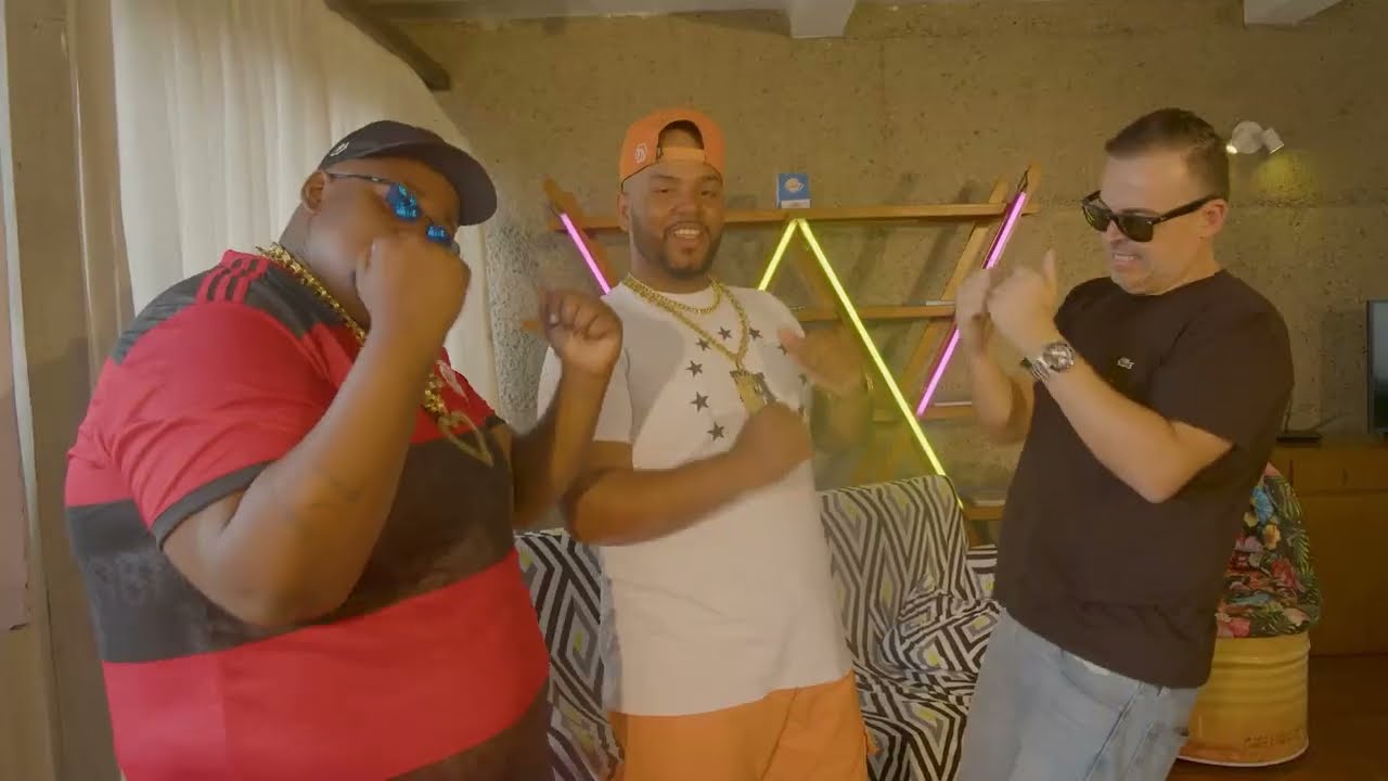 TROPA DO GORD&Atilde;O, MC Luizinho, MC Leon, DJ Batata, Feat DJ Lula do Jaca- Clipe Oficial #TropadoGord&atilde;o