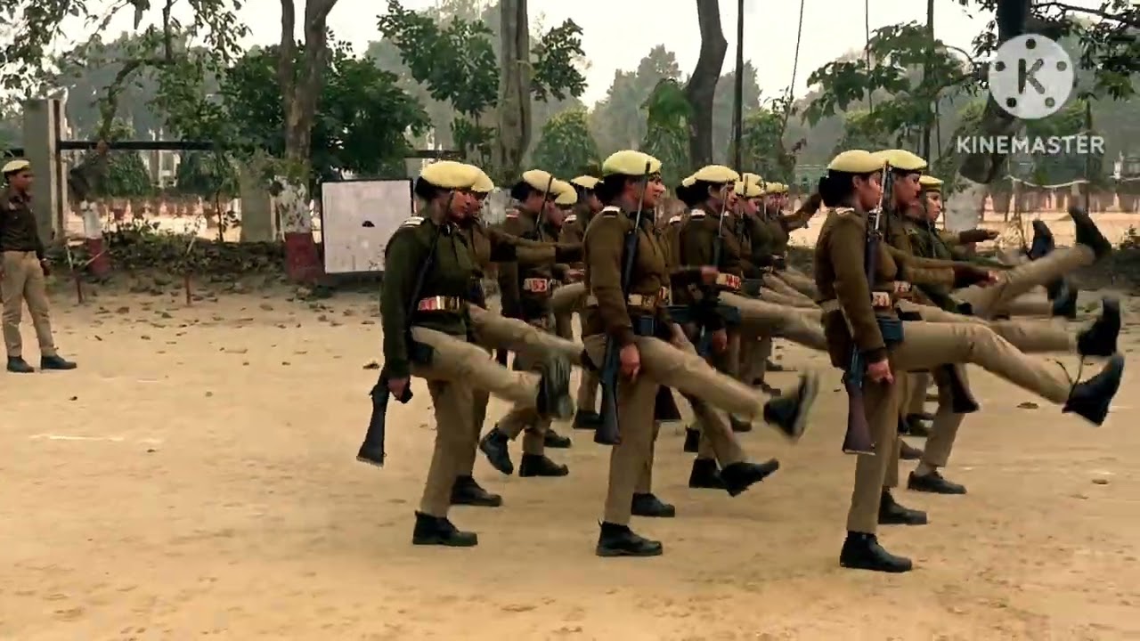 स्टैंडर्ड स्क्वॉड ड्रिल, 36 कमांड 12 फार्मेशन ।#uppolice #viralvideo#tranding#police drill#subscribe