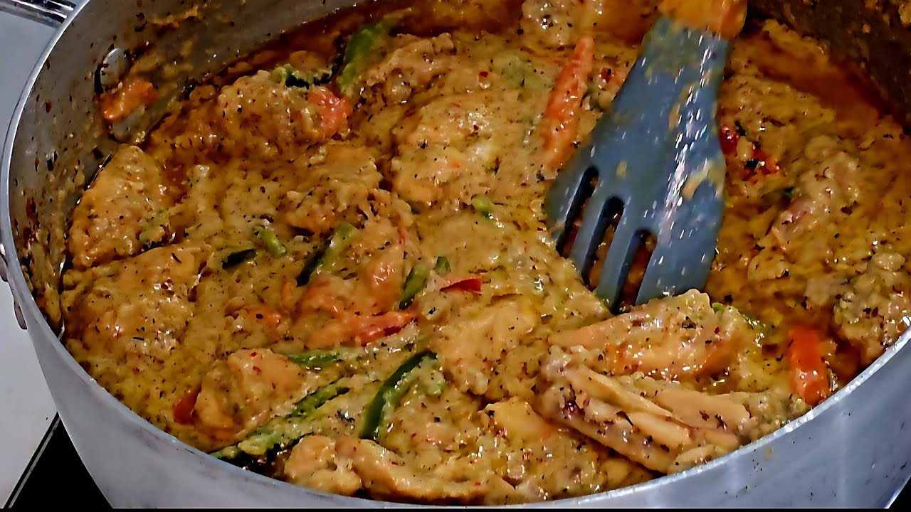 You will fall in love with this smooth and silky chicken makhmali recipe by Feast with anna 😋 