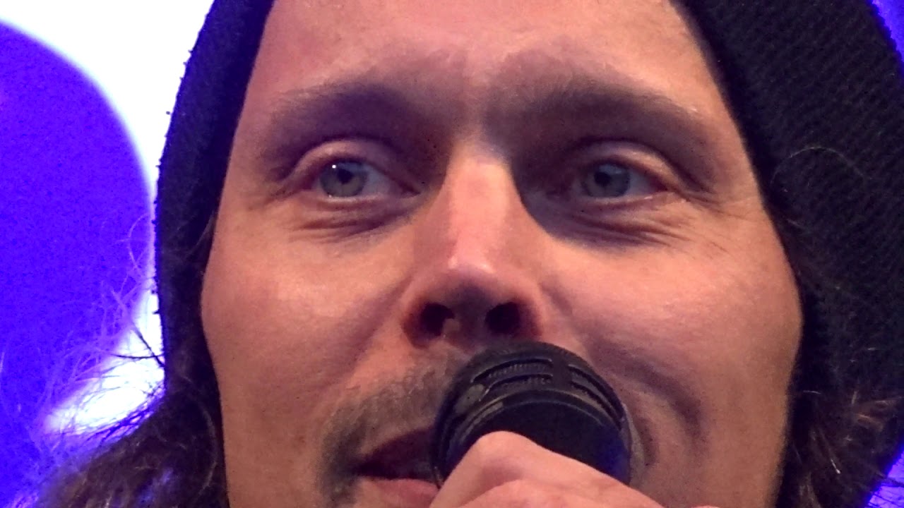 Wanaja Festival 5.7. Surujen Kitara & WLADE - Ville Valo & Agents