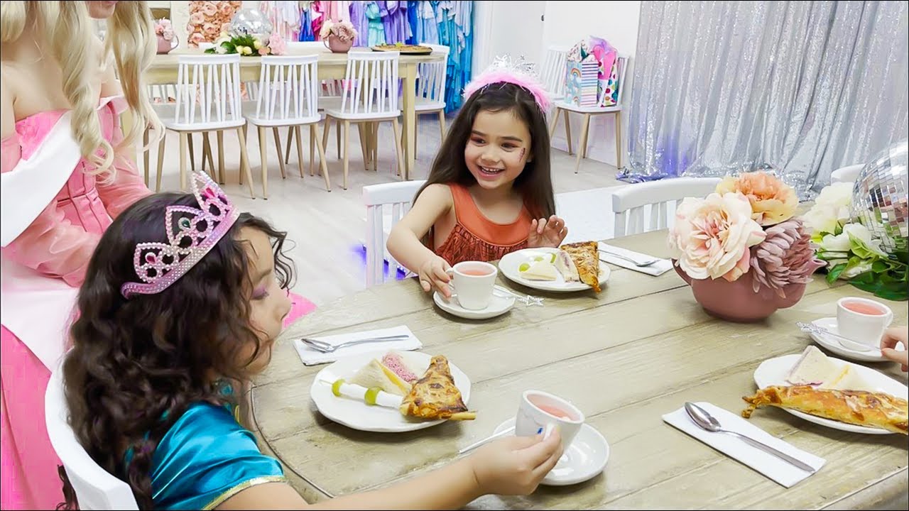 Let’s Pretend Parties: Disney Princess Party - Sophia's Birthday with Aurora!