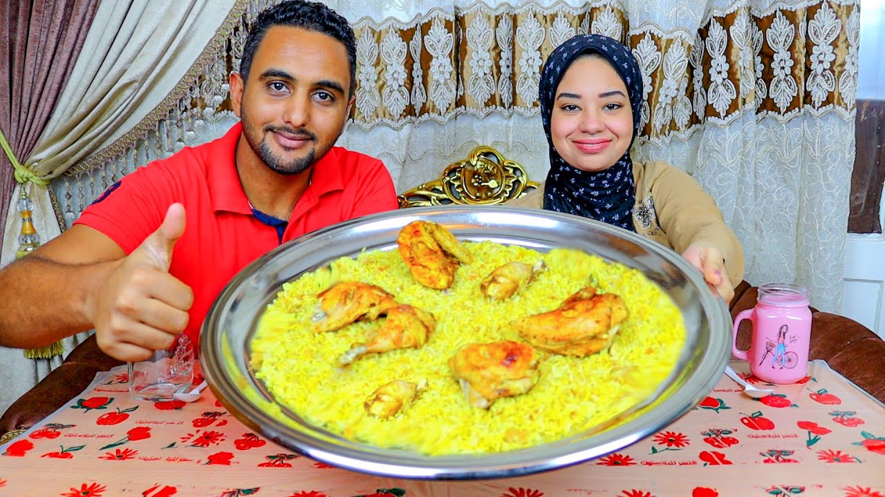 تحدي اكل مندي الدجاج السعودي مع 👈 ( سبب غيابنا ) ونسفنا الاكل كله😋😂