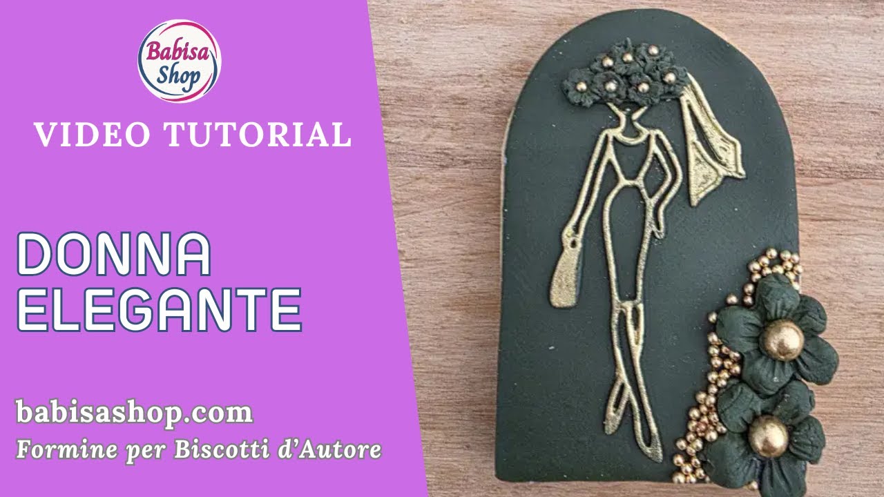 Biscotto donna elegante su pasta di zucchero
