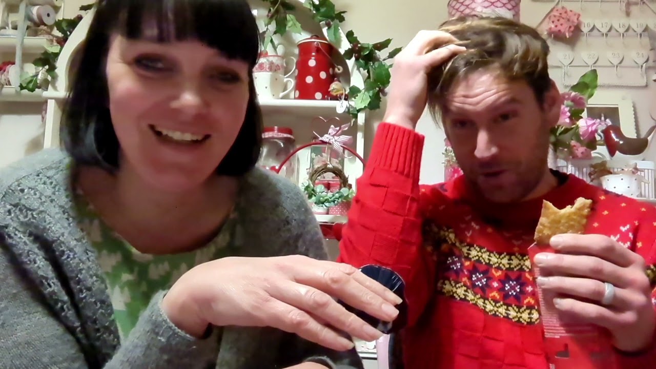 Stitched by Mrs D Vlogmas Day 11  Christmas Market and McDonald's mince pies