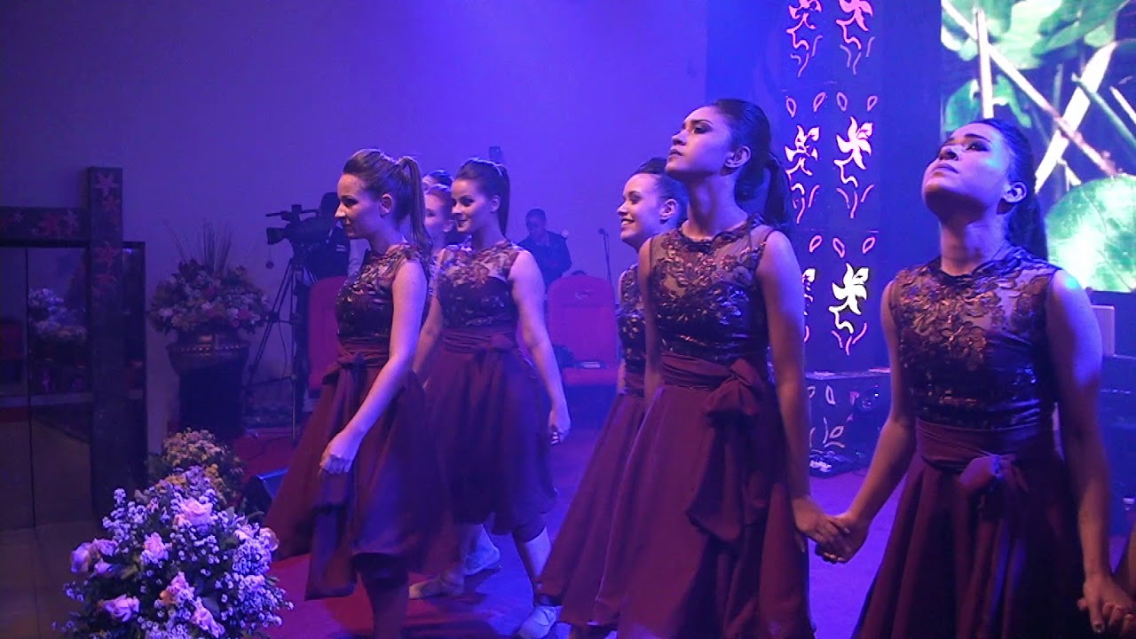 Abertura Conferência Primavera Mulher 2017 - Ministério de Dança
