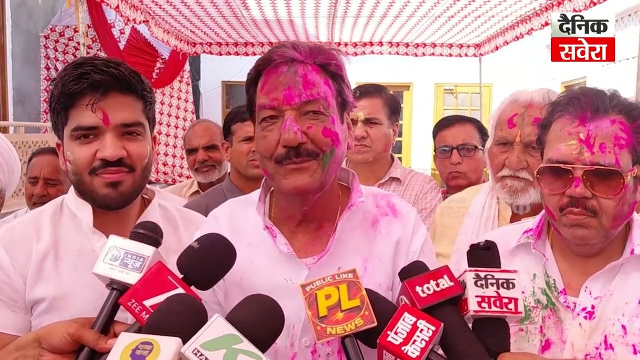 Ranjit Singh Chautala के सिरसा निवास पर सजी होली की महफ़िल!
