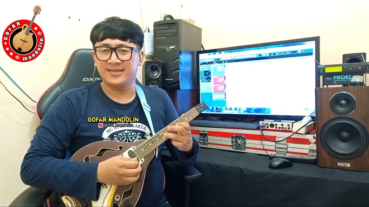ADUH BUYUNG - MANDOLIN INSTRUMENT